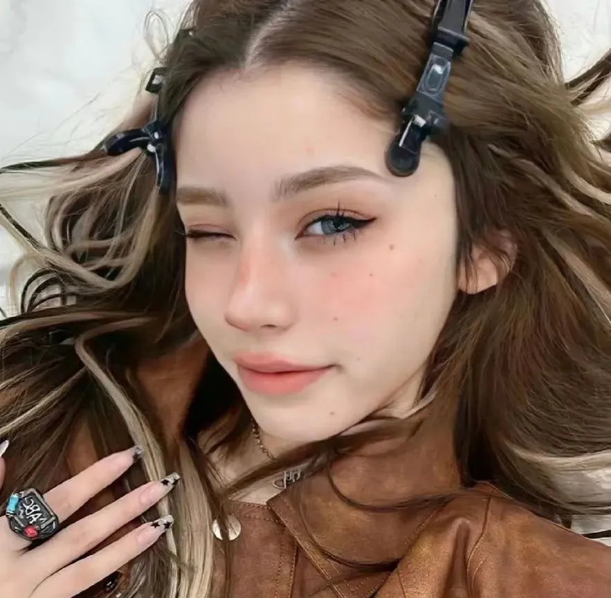 森林孤影